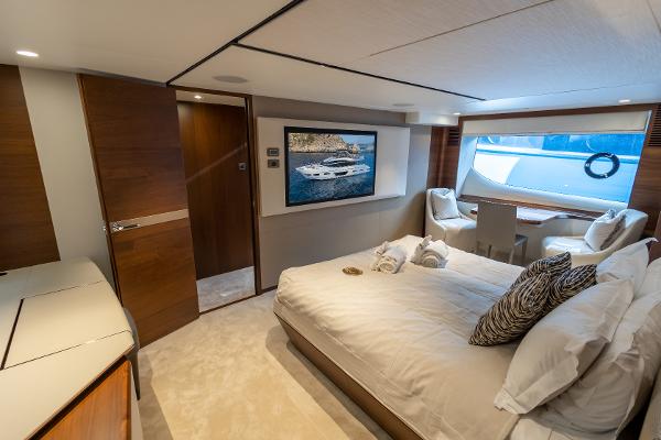 Princess Motor Yacht Sales - Used Princess Y85