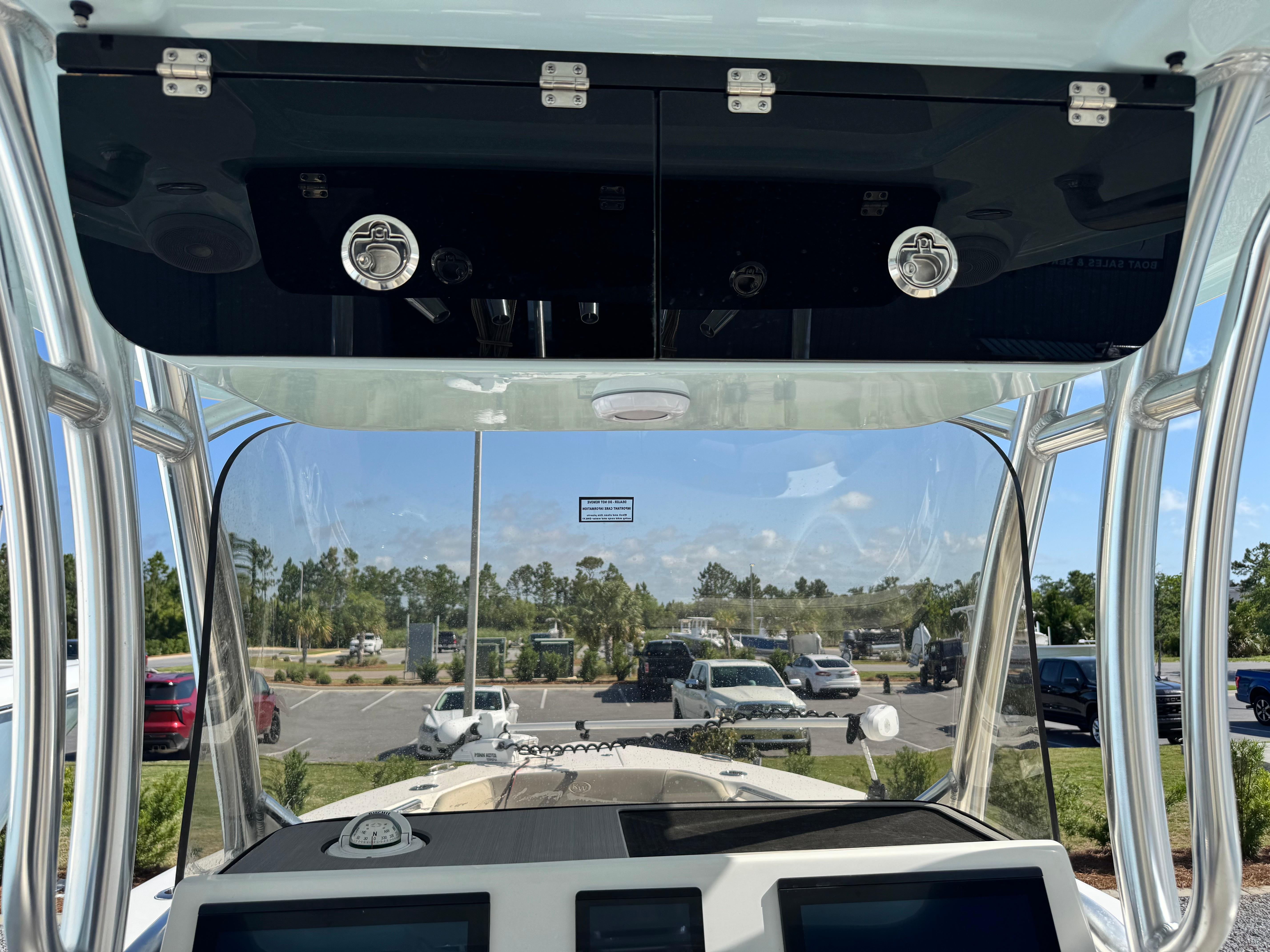 2024-key-west-263-fs-power-9800934-20250520081853503-1_XLARGE