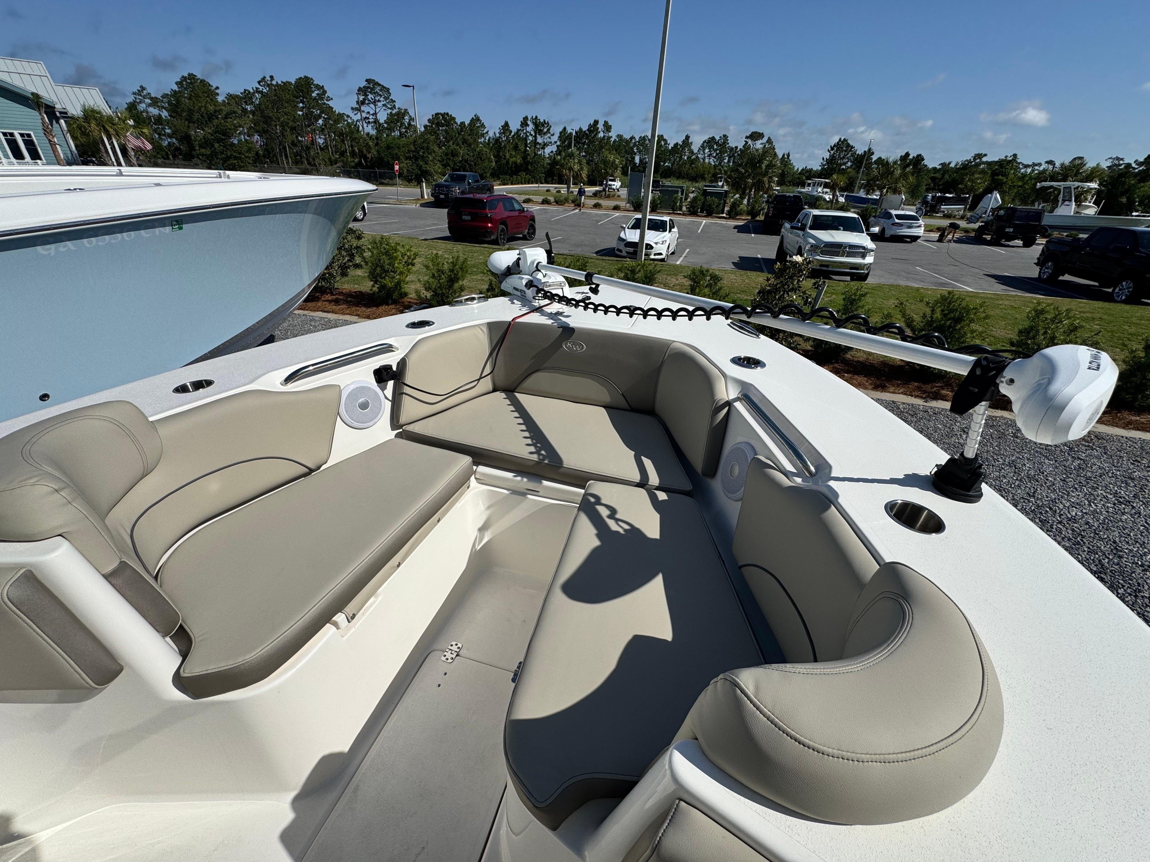 2024-key-west-263-fs-power-9800934-20250520081918939-1_XLARGE