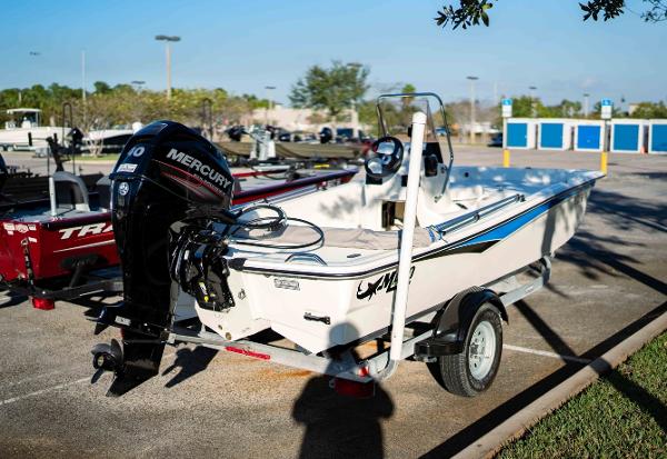 2018 Mako boat for sale, model of the boat is Pro 15 Skiff & Image # 4 of 24