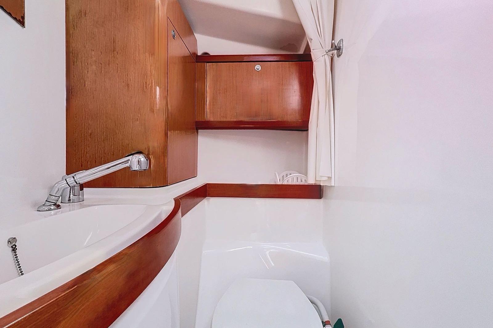 Yacht Photos Pics