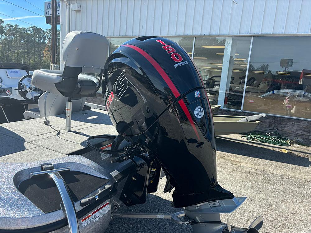 2025 Nitro Z18