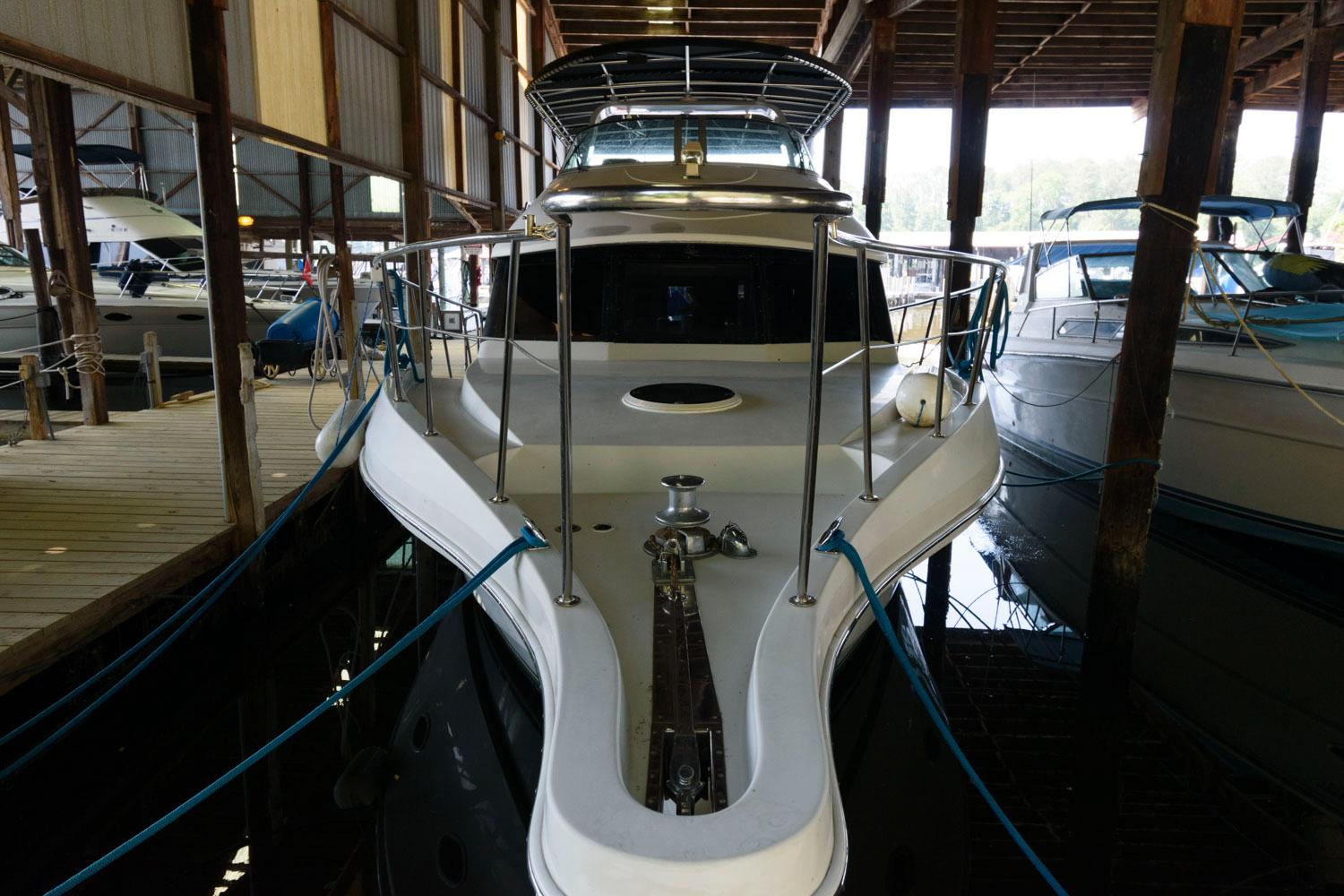M 6868 JP Knot 10 Yacht Sales