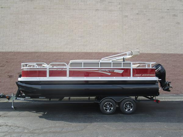 2021 Ranger Boats boat for sale, model of the boat is 200F & Image # 1 of 25