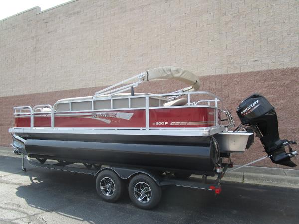 2021 Ranger Boats boat for sale, model of the boat is 200F & Image # 3 of 25