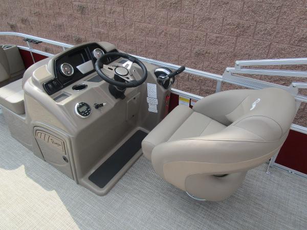 2021 Ranger Boats boat for sale, model of the boat is 200F & Image # 13 of 25