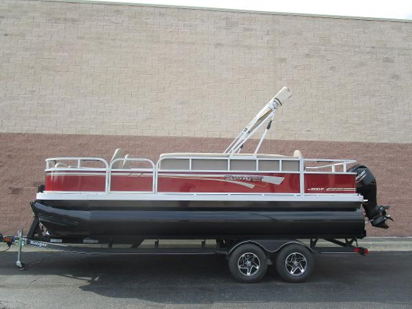 2021 Ranger Boats boat for sale, model of the boat is 200F & Image # 22 of 25