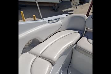 Crownline 275 CCR video