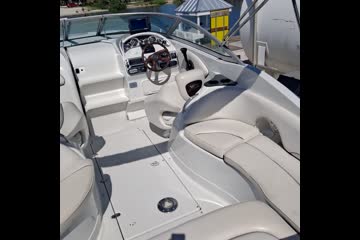 Crownline 275 CCR video