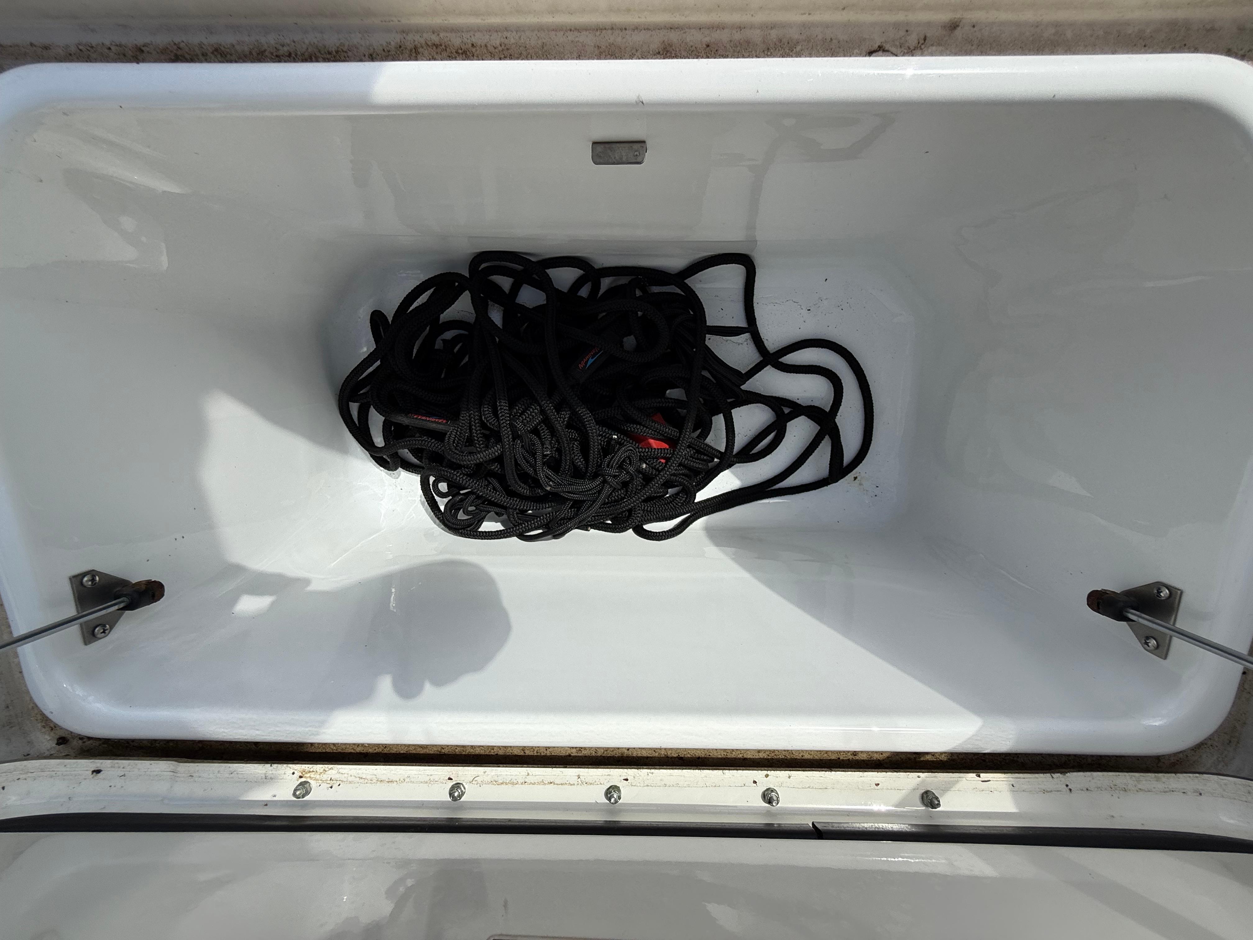 2020-sea-ray-sdx-250-ob-power-9840945-20250616141132603-1_XLARGE