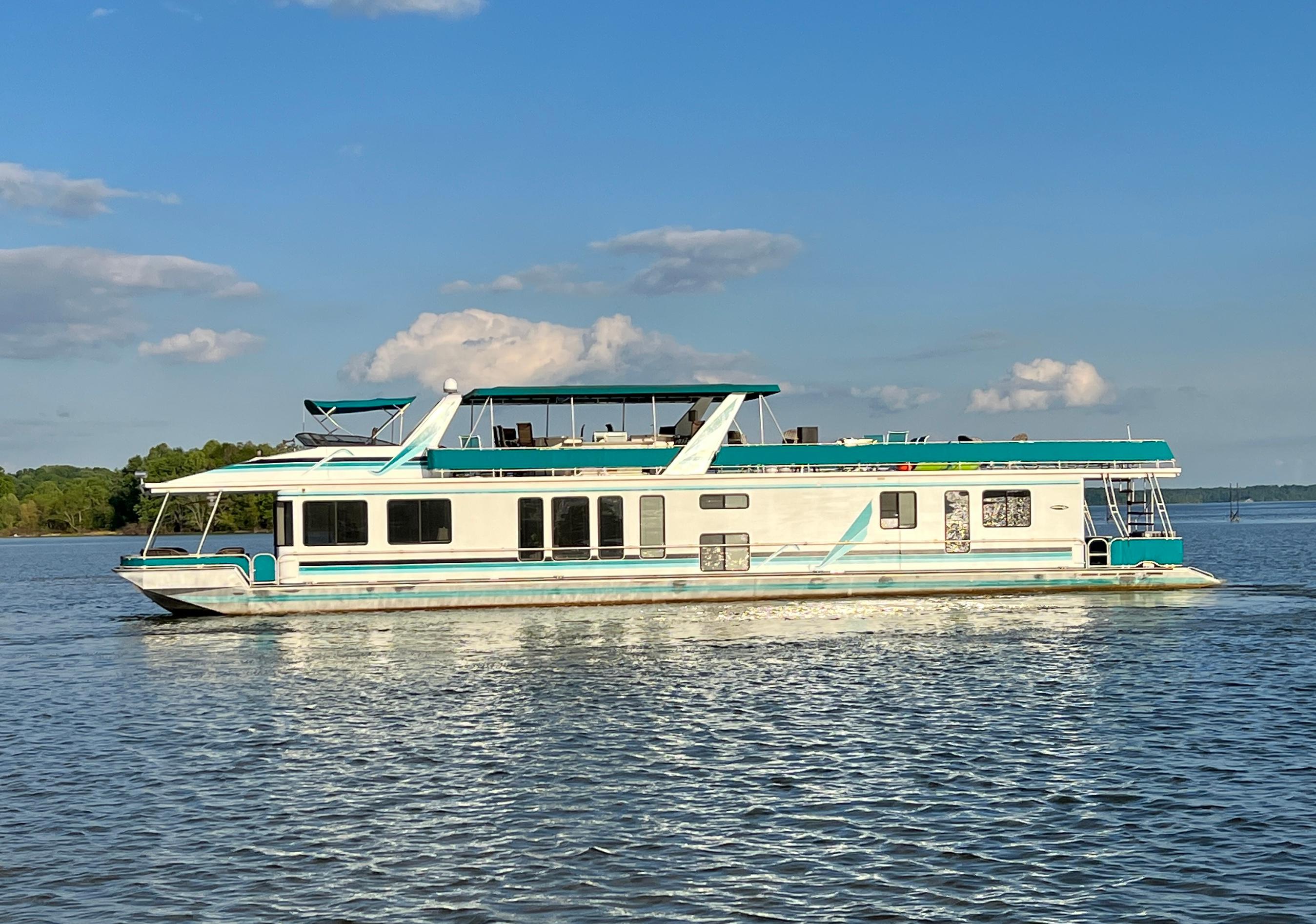 Knot Farmin Yacht for Sale 86 Stardust Cruisers Yachts Kuttawa, KY