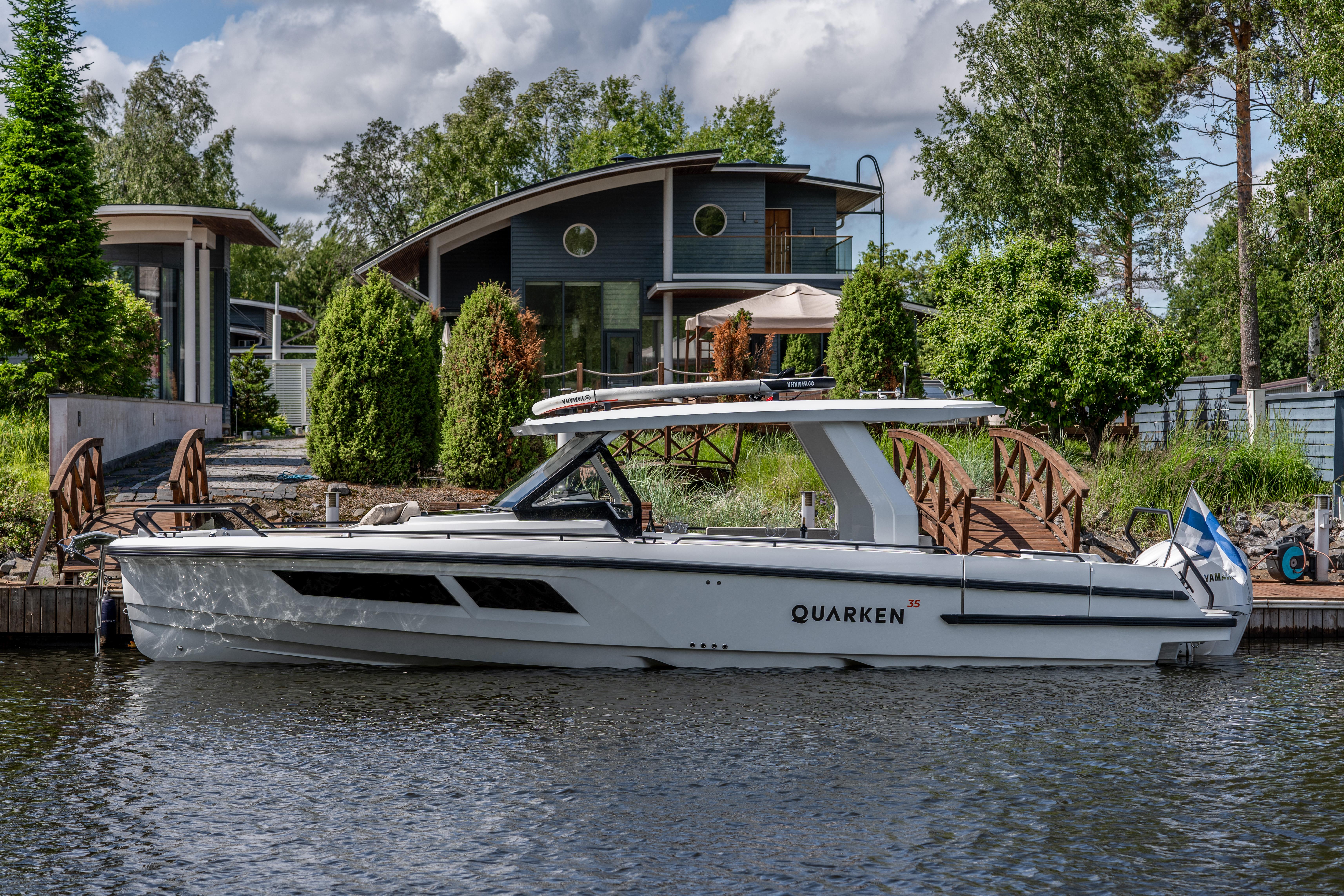 Quarken-35 Sport Tourer 2025 -FL-US-9568357 | Thumbnail