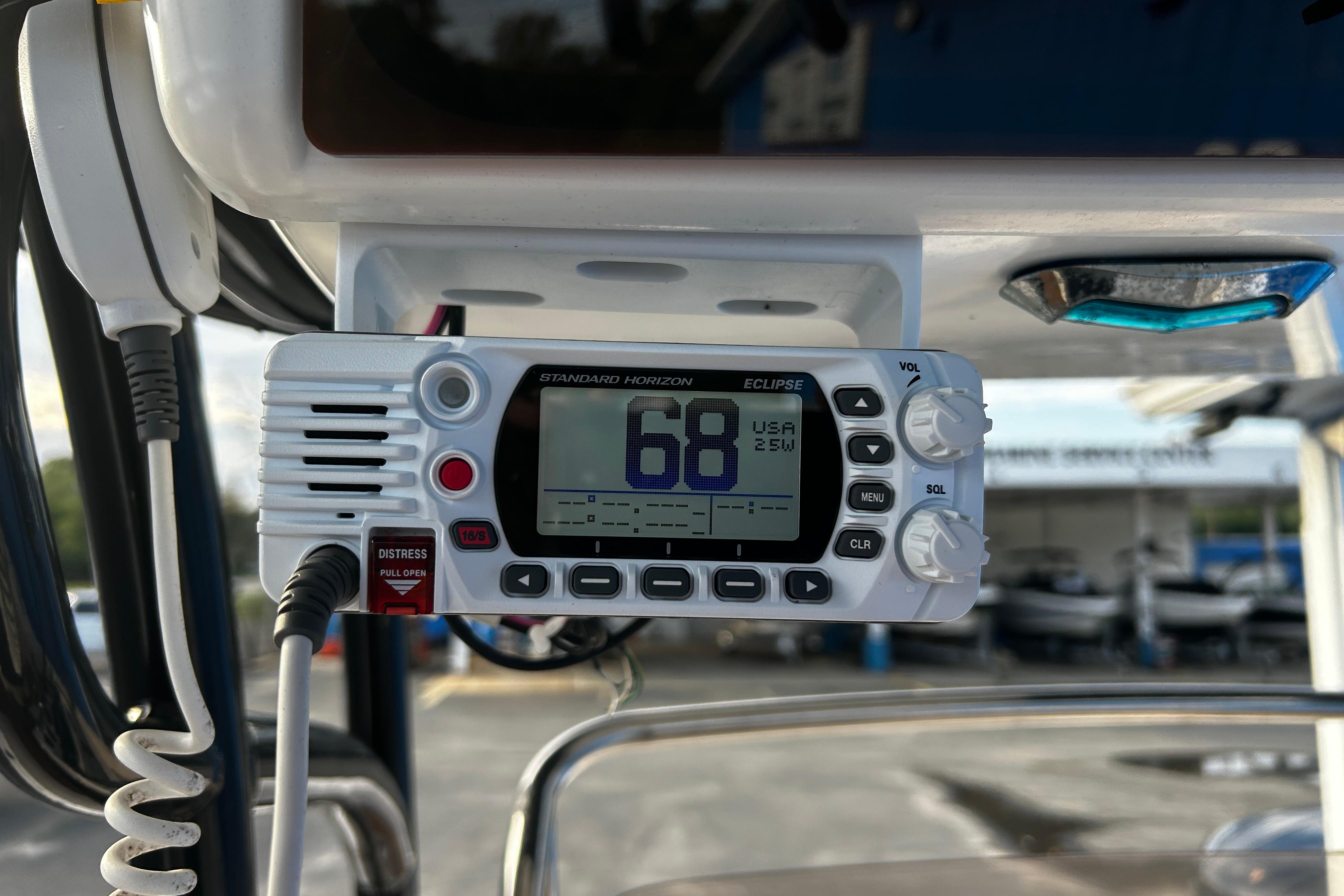 2018-robalo-r180-center-console-power-9960906-20250926132616848-2