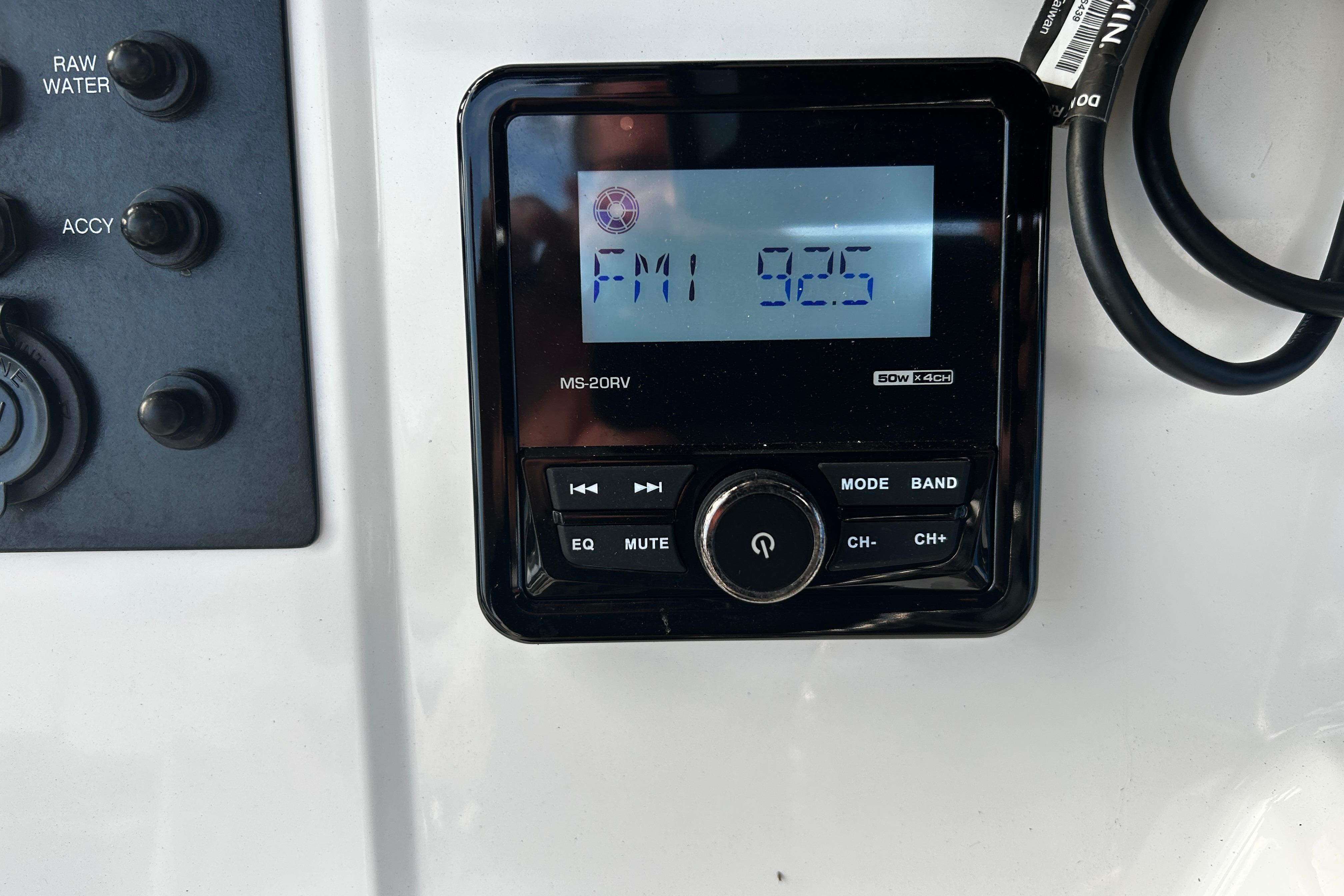 2018-robalo-r180-center-console-power-9960906-20250926132618636-4