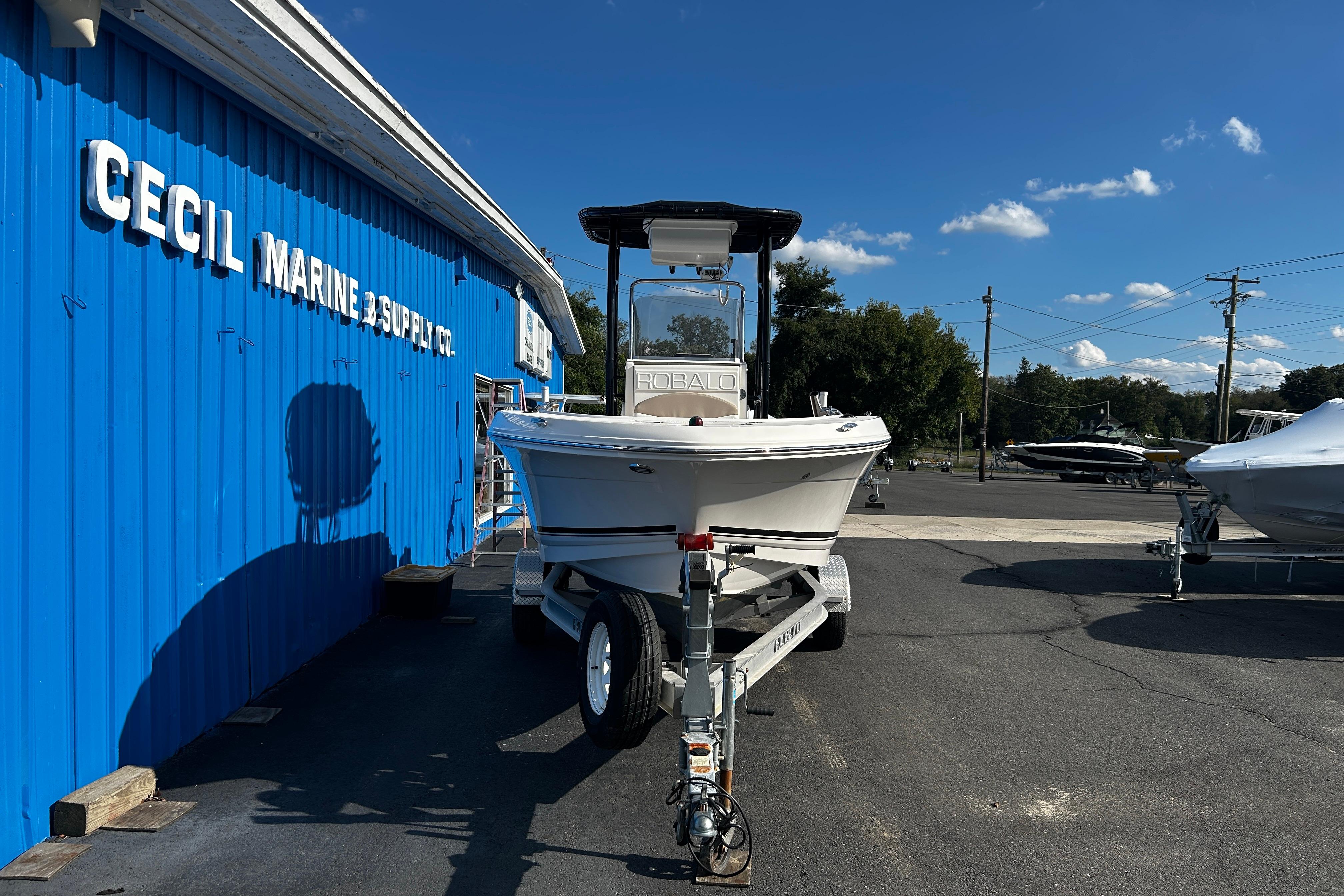 2018-robalo-r180-center-console-power-9960906-20250926132645278-2