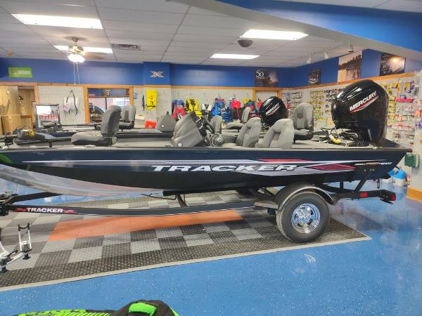 2022 Tracker Boats boat for sale, model of the boat is Pro Team 175 TXW® & Image # 1 of 11