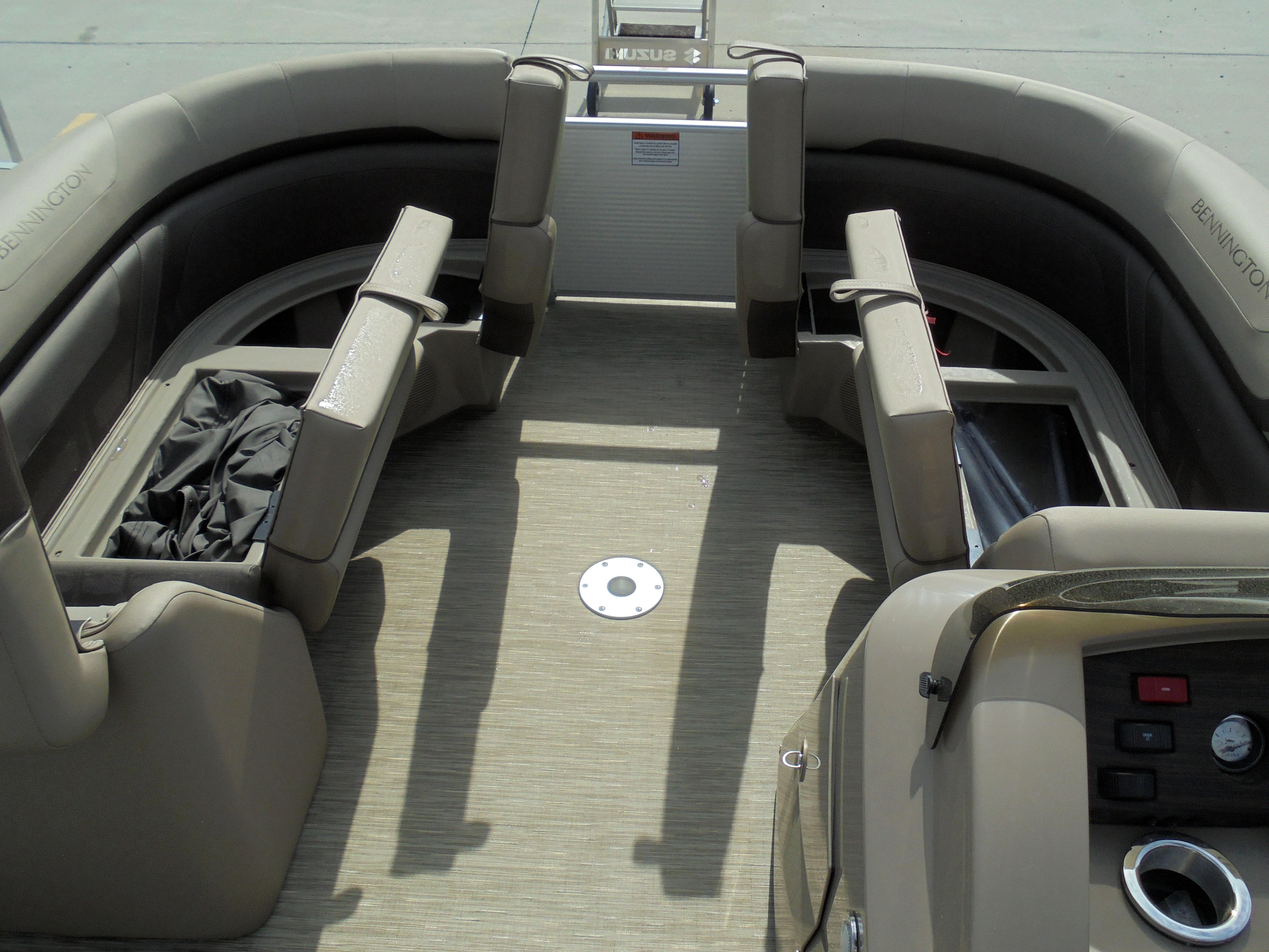 2023 Bennington 22 SXSR