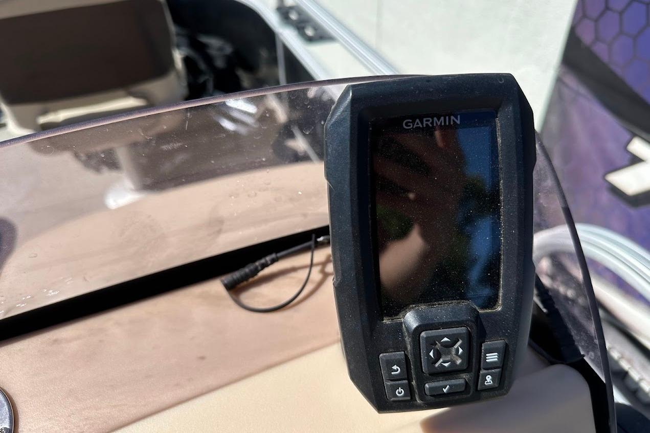 Garmin device on 2019 Sun Tracker Bass Buggy 18 DLX boat dashboard.