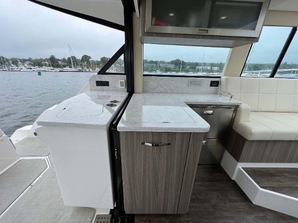 38' Regal, Listing Number 100902717, - Photo No. 9