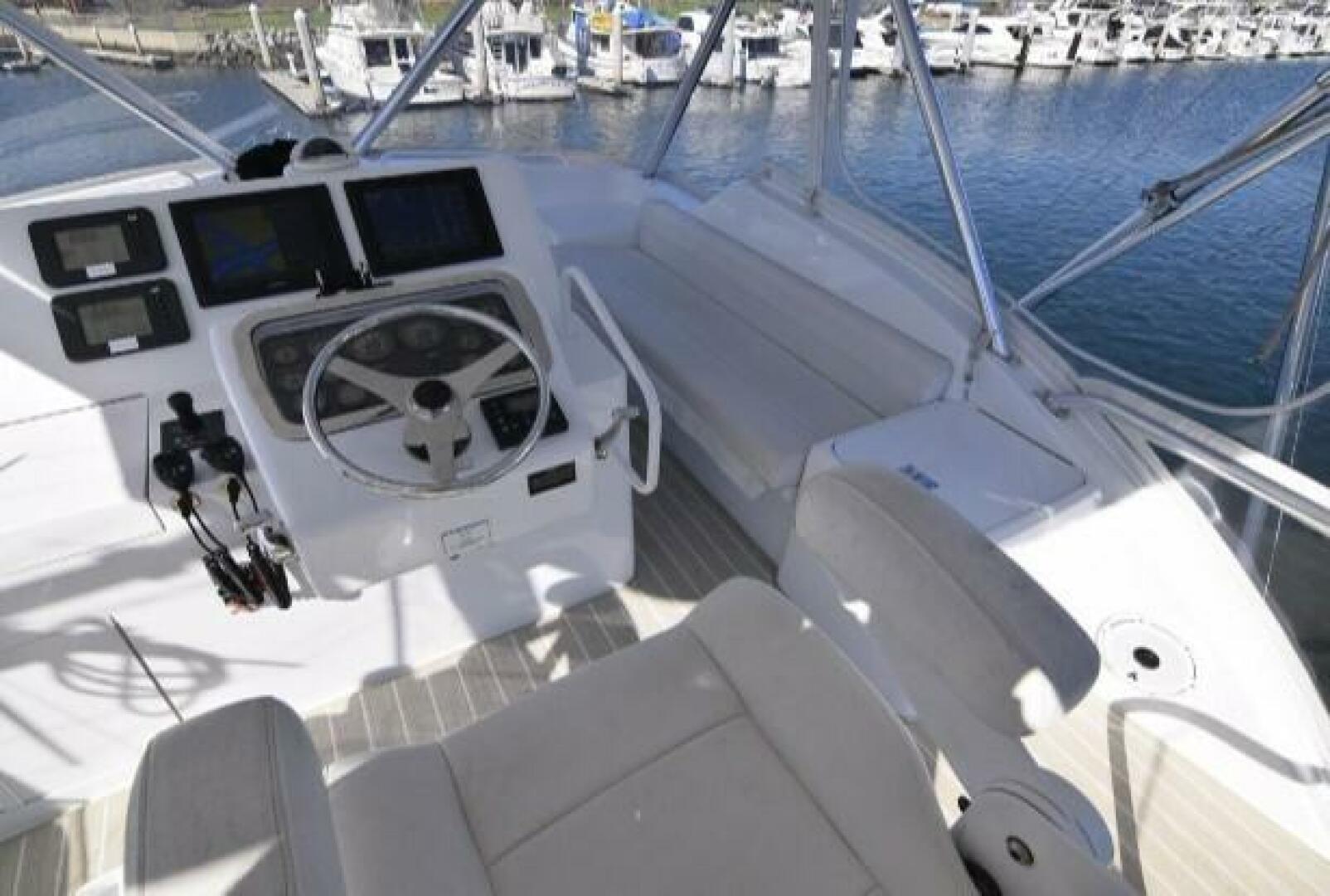 2006-hatteras-50-convertible-power-9550909-20240917112130418-1_XLARGE