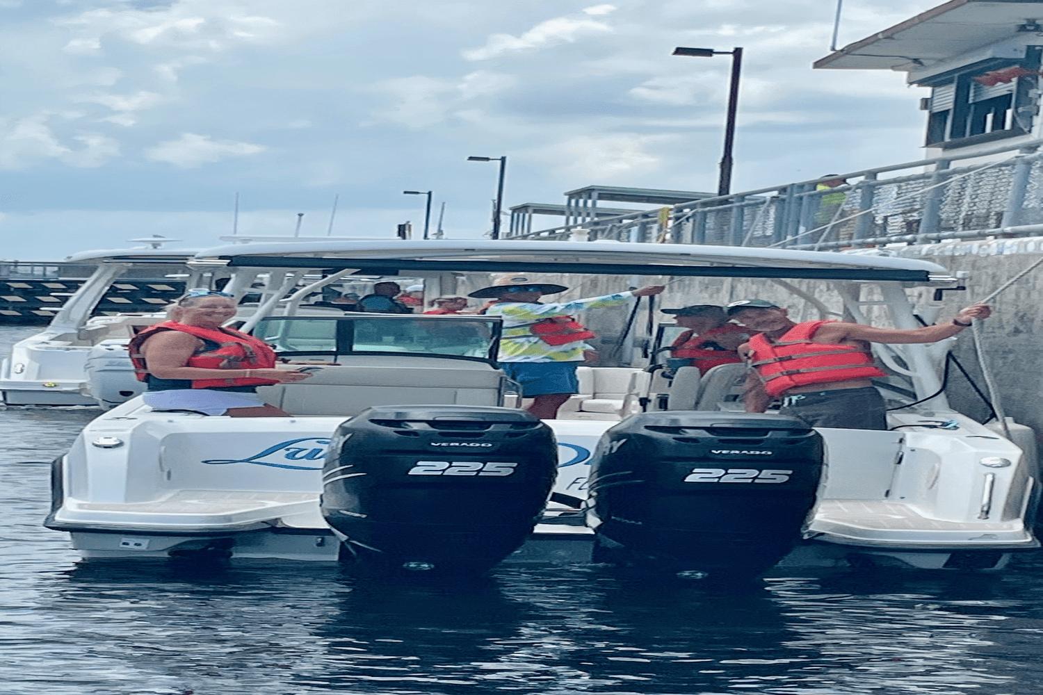 2015-boston-whaler-270-vantage-power-9850909-983933393-0-250620250858-15