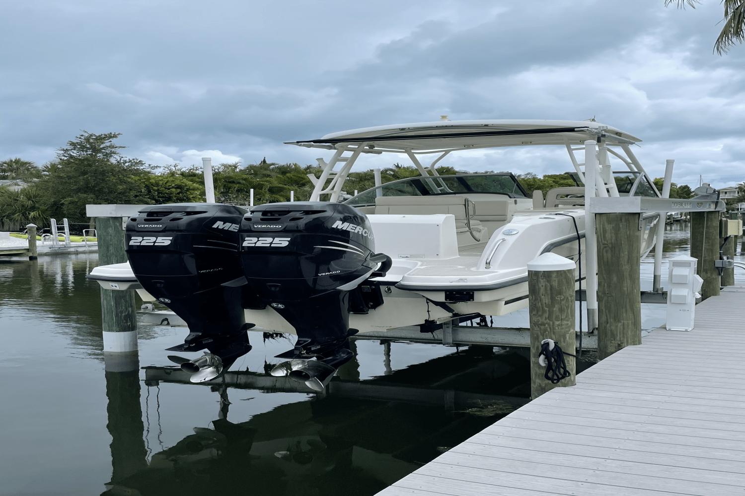 2015-boston-whaler-270-vantage-power-9850909-983933394-0-250620250858-19