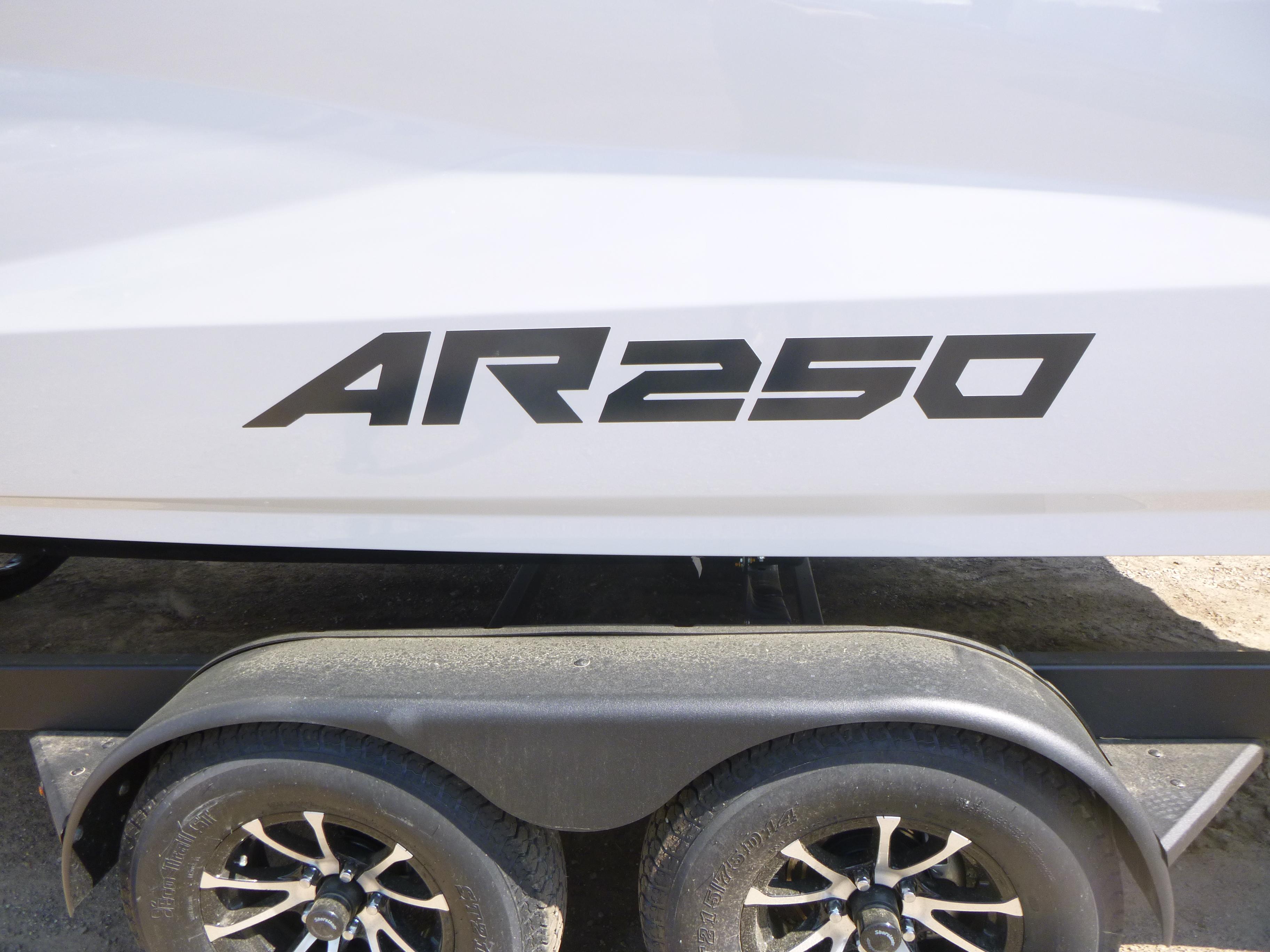 2025 Yamaha Boats AR250 Gallery