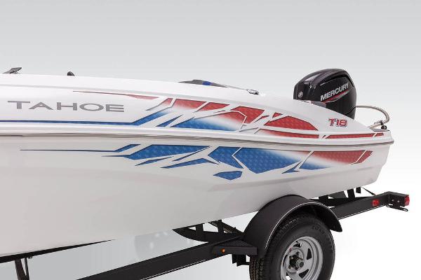 2022 Tahoe boat for sale, model of the boat is T18 & Image # 5 of 32