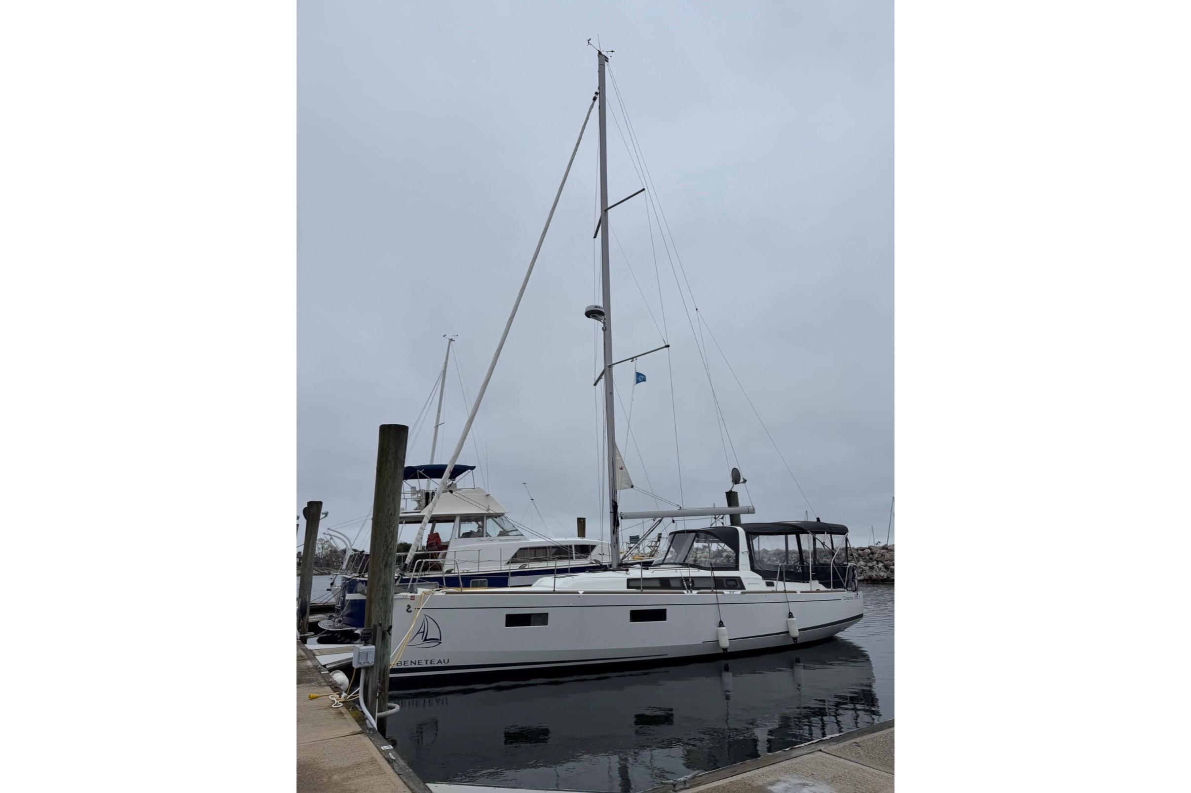 39' Beneteau 2023