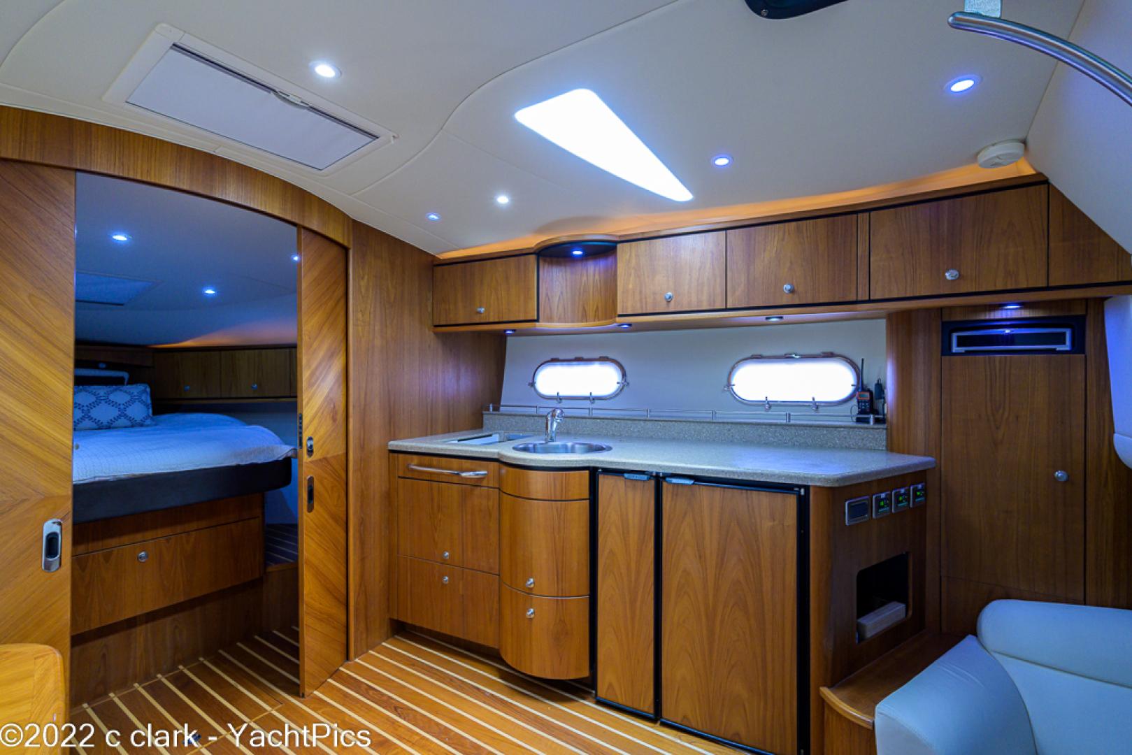 Tiara 39 - Galley