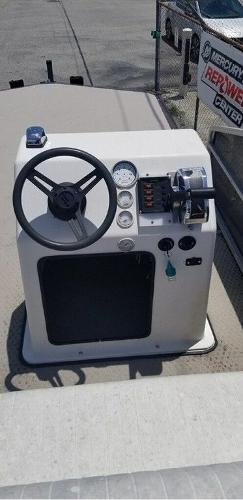 1989 Sun Tracker boat for sale, model of the boat is FB20 & Image # 3 of 8
