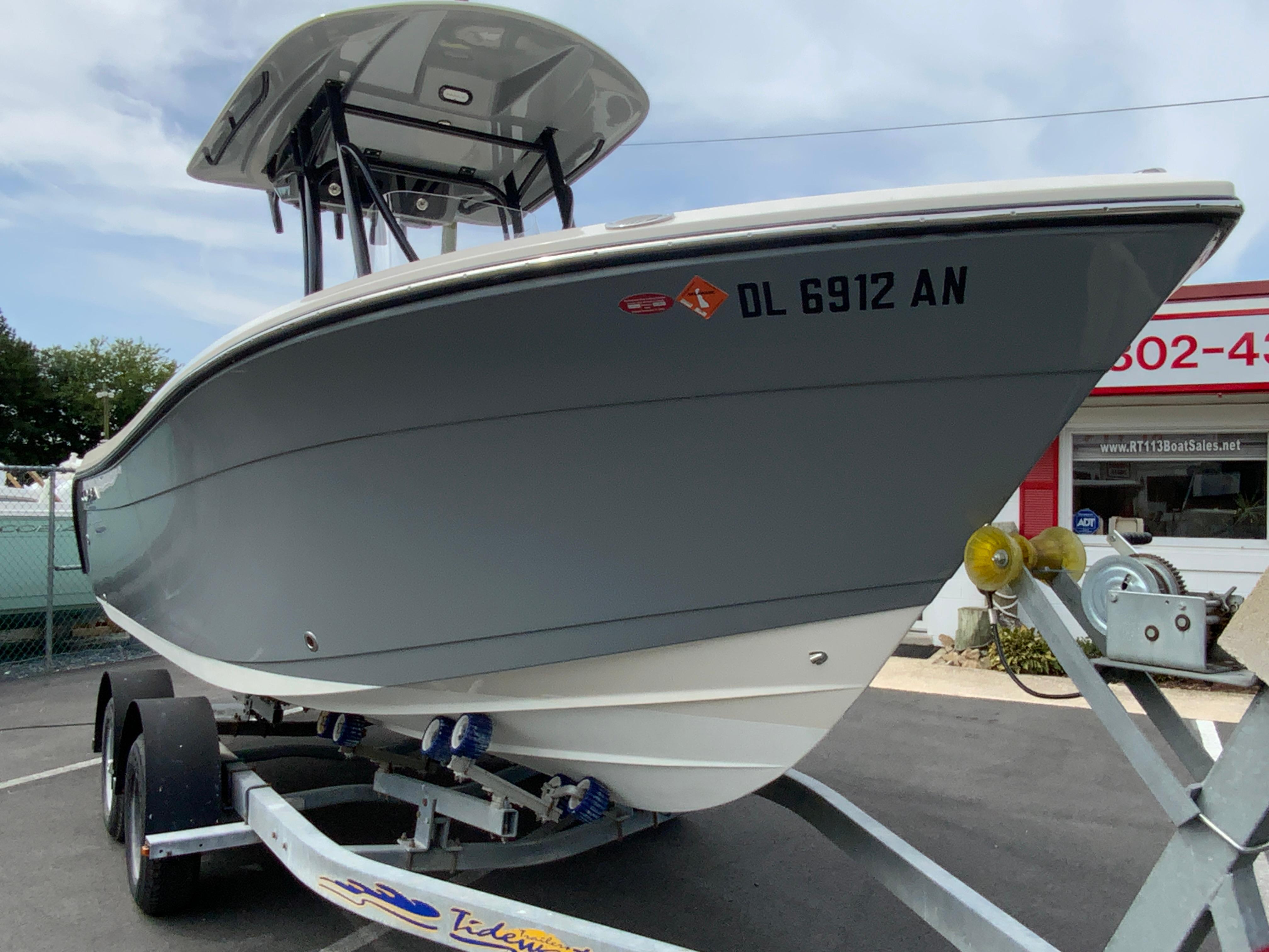 2022 Cobia 220 Center Console-3