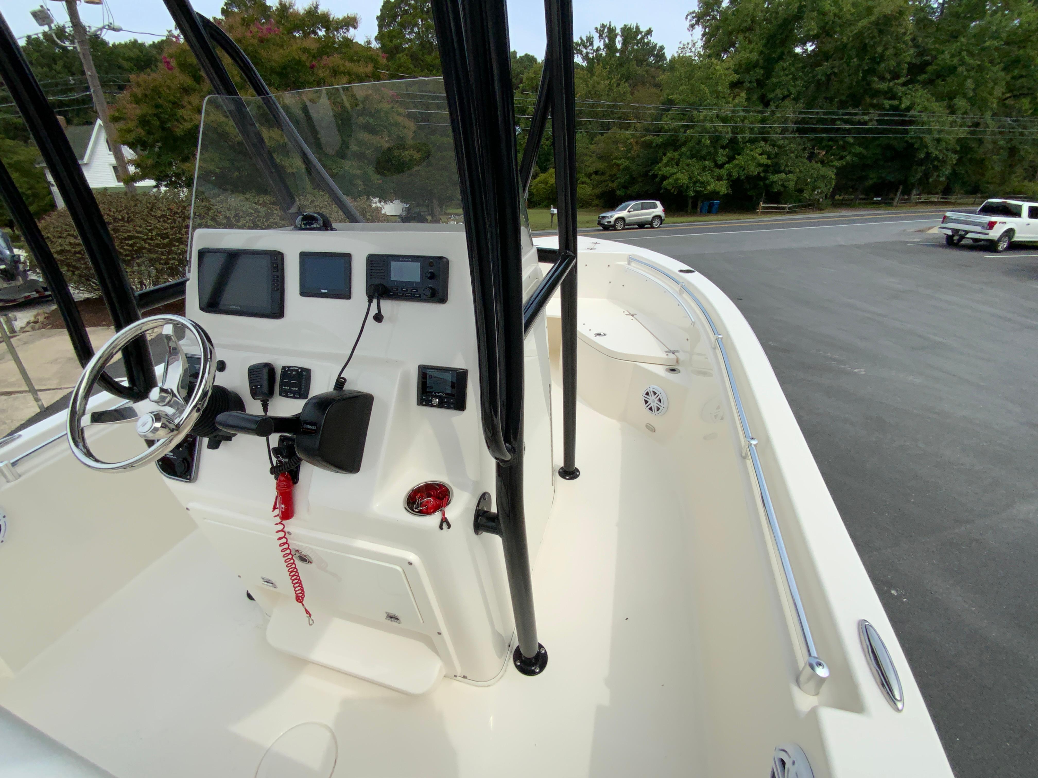 2022 Cobia 220 Center Console-18