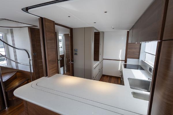 Princess Motor Yacht Sales - Used Princess X80