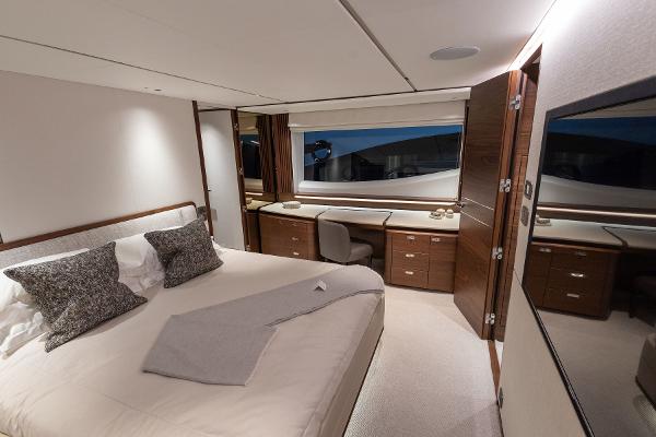 Princess Motor Yacht Sales - Used Princess X80