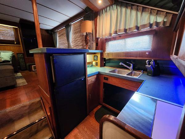 44' Tollycraft, Listing Number 100913141, - Photo No. 8