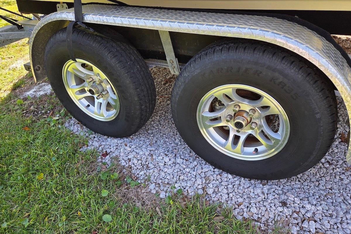 NC 10454 BW Knot 10 Yacht Sales NC 10454 BW Knot 10 Yacht Sales