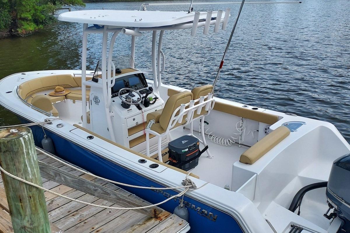 NC 10454 BW Knot 10 Yacht Sales NC 10454 BW Knot 10 Yacht Sales