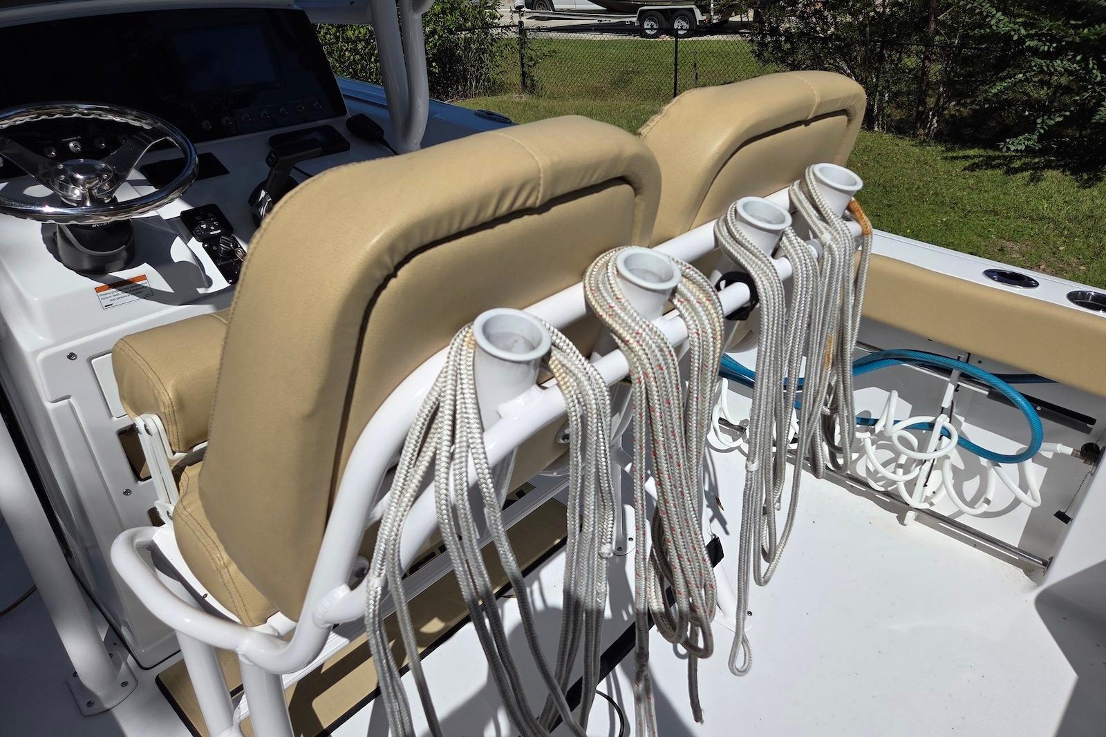 NC 10454 BW Knot 10 Yacht Sales NC 10454 BW Knot 10 Yacht Sales