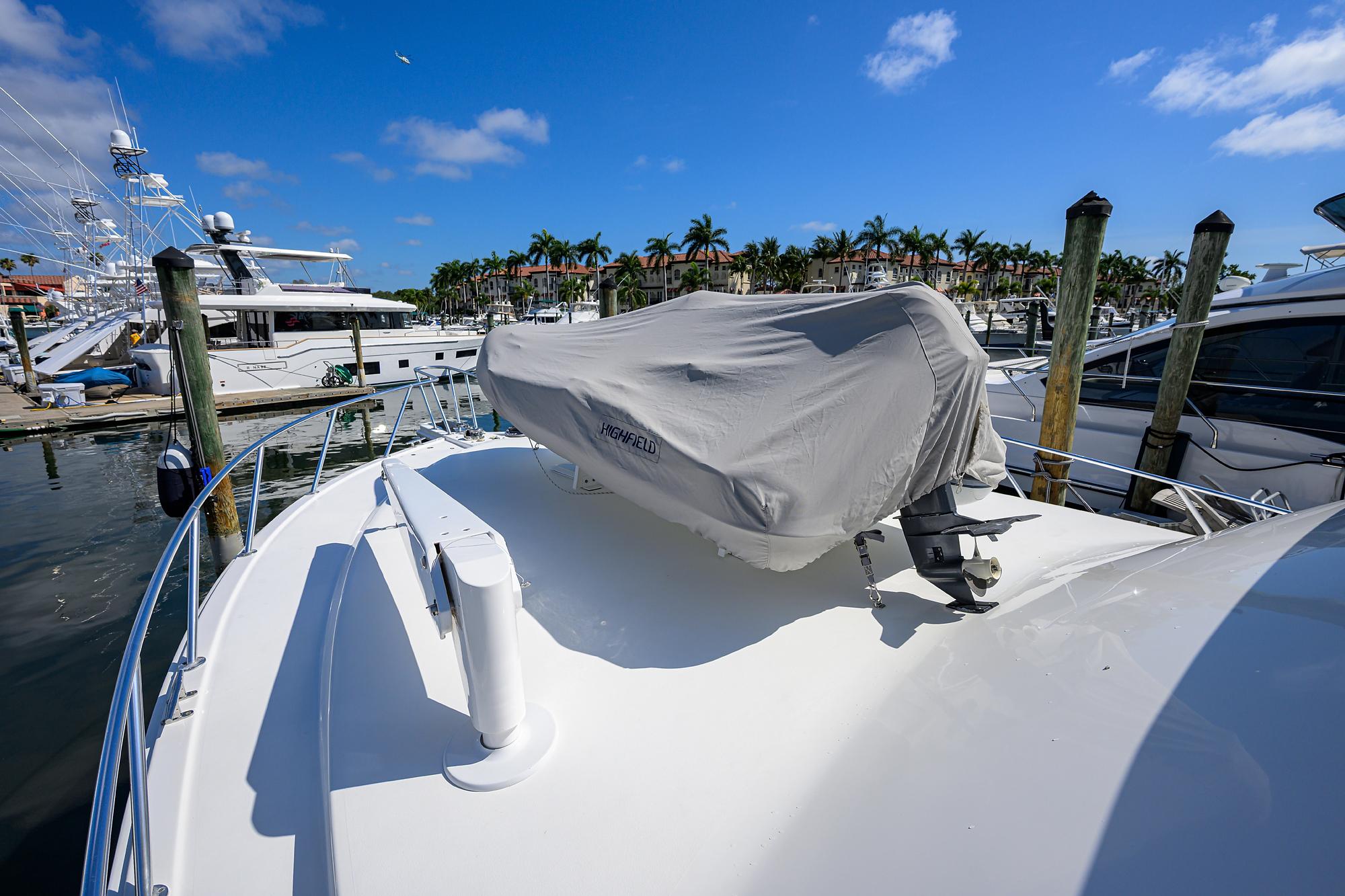 2007-egg-harbor-50-convertible-power-9779025-20250507125942898-1_XLARGE