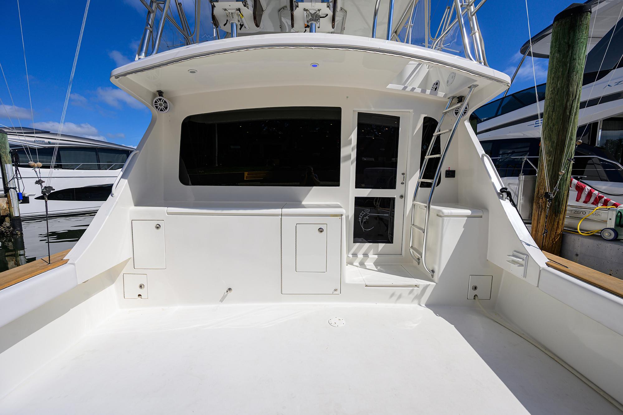 2007-egg-harbor-50-convertible-power-9779025-20250507125948856-1_XLARGE