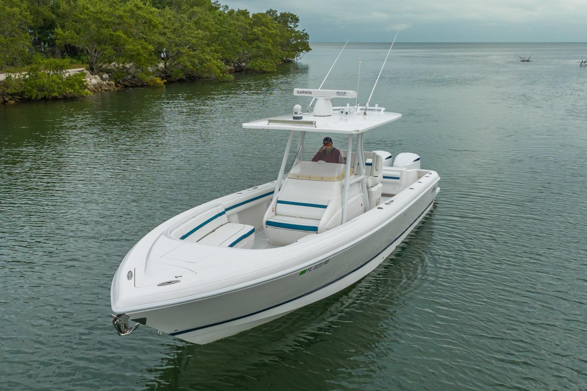 2019 Intrepid 327 Center Console