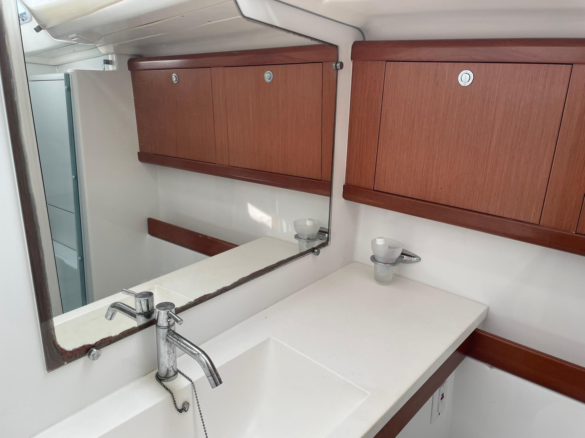 Yacht Photos Pics