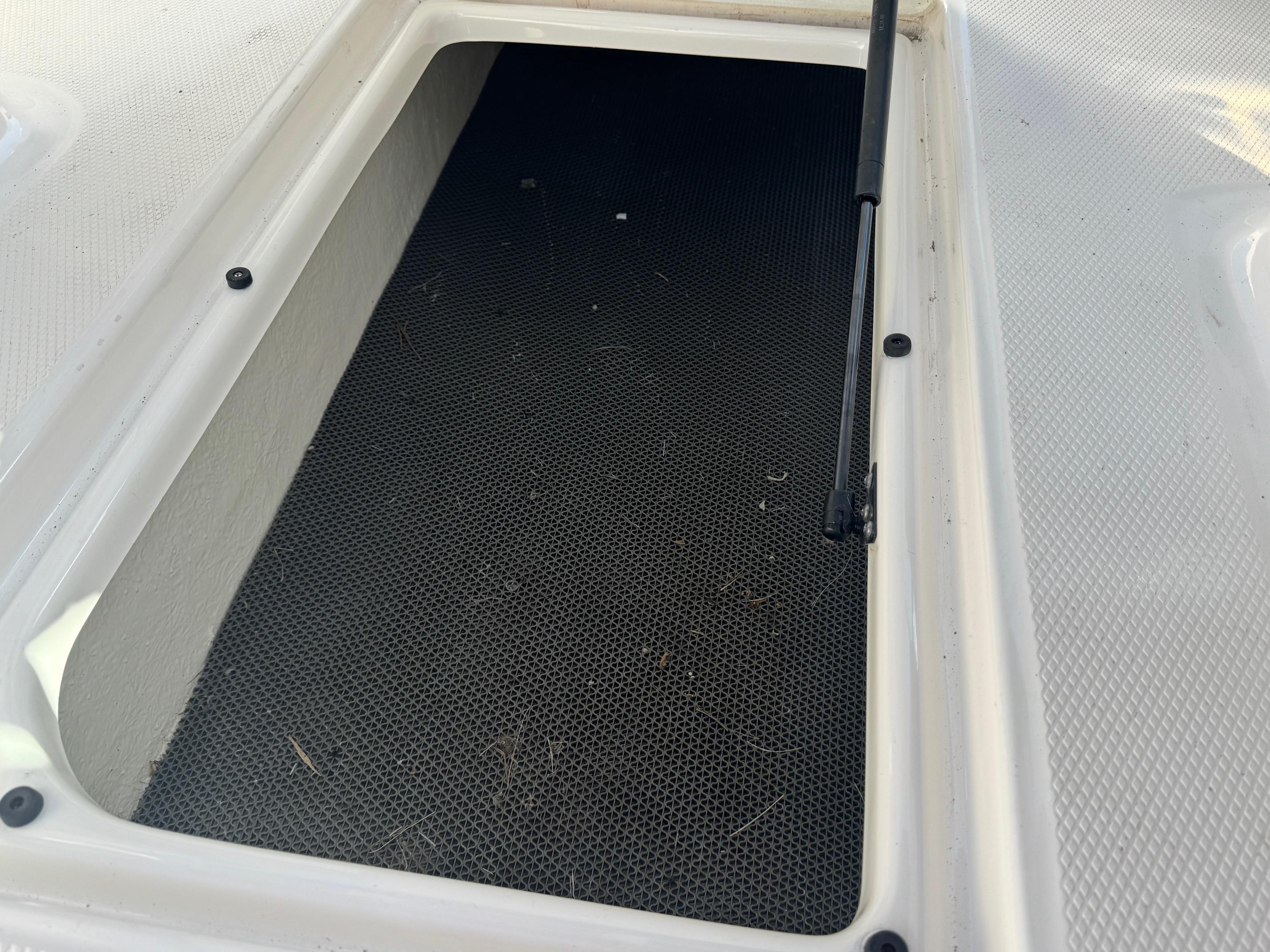 PRICED TO SELL! PRICED TO SELL!