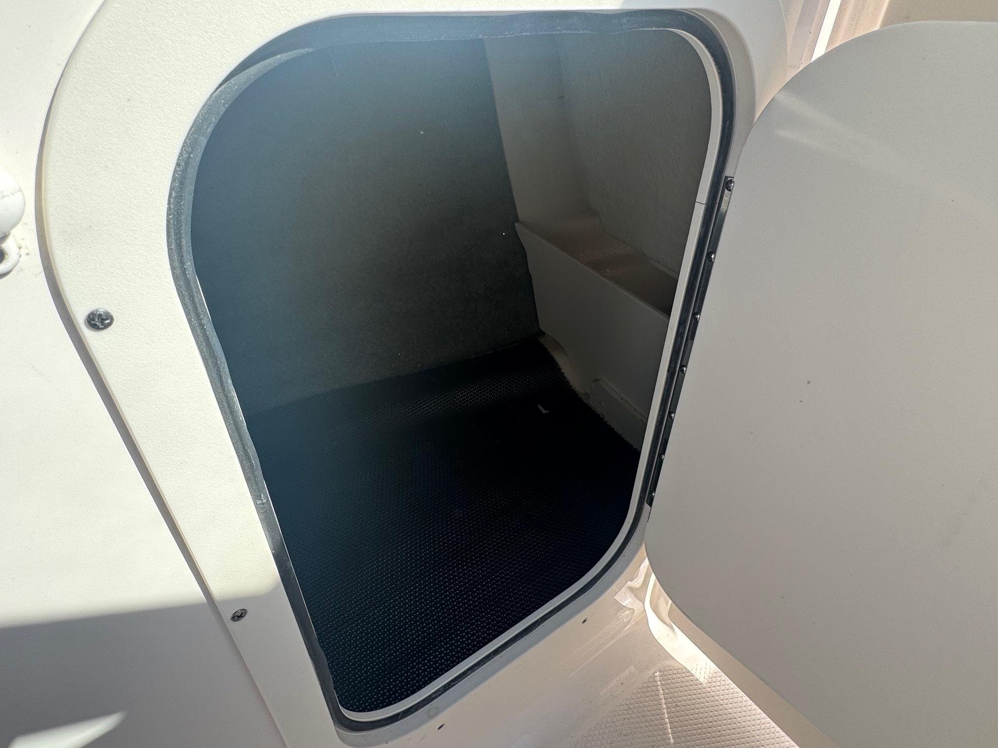 PRICED TO SELL! PRICED TO SELL!