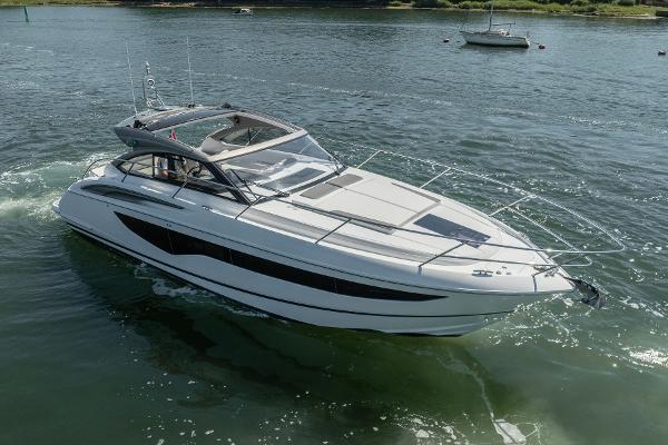 Princess Motor Yacht Sales - Used Princess V40