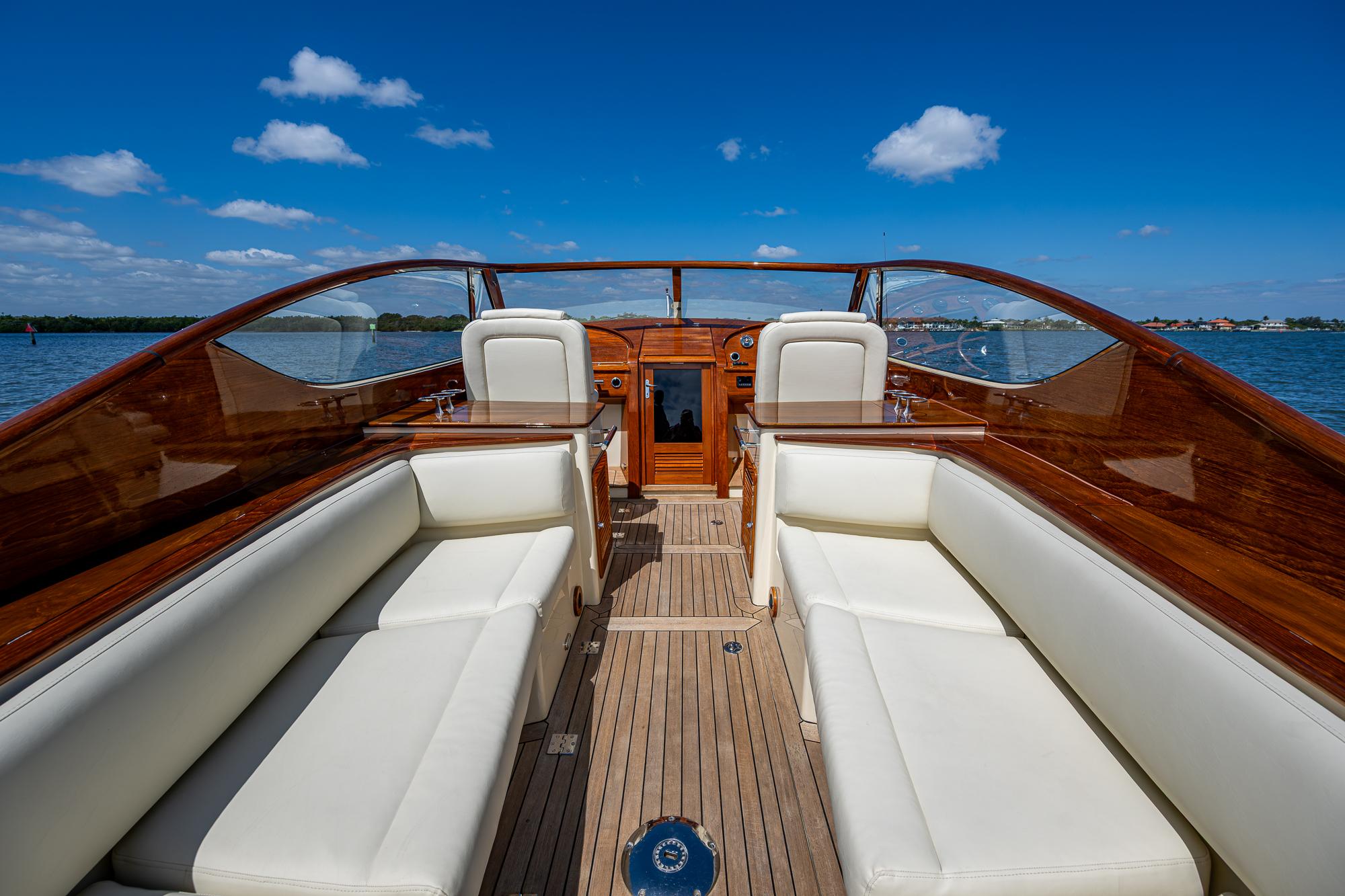 Hinckley-34 Runabout 2018-PAMPELONNE RI-US-9779003 | Thumbnail