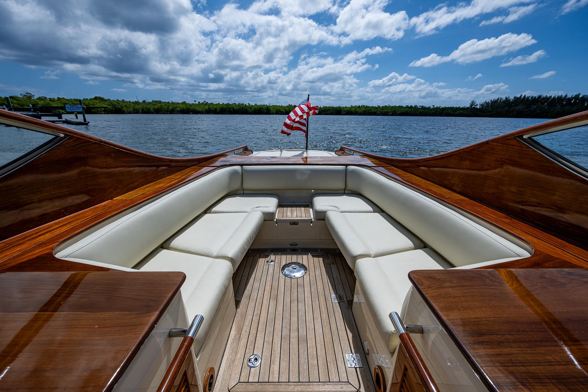 Hinckley-34 Runabout 2018-PAMPELONNE RI-US-9779003 | Thumbnail