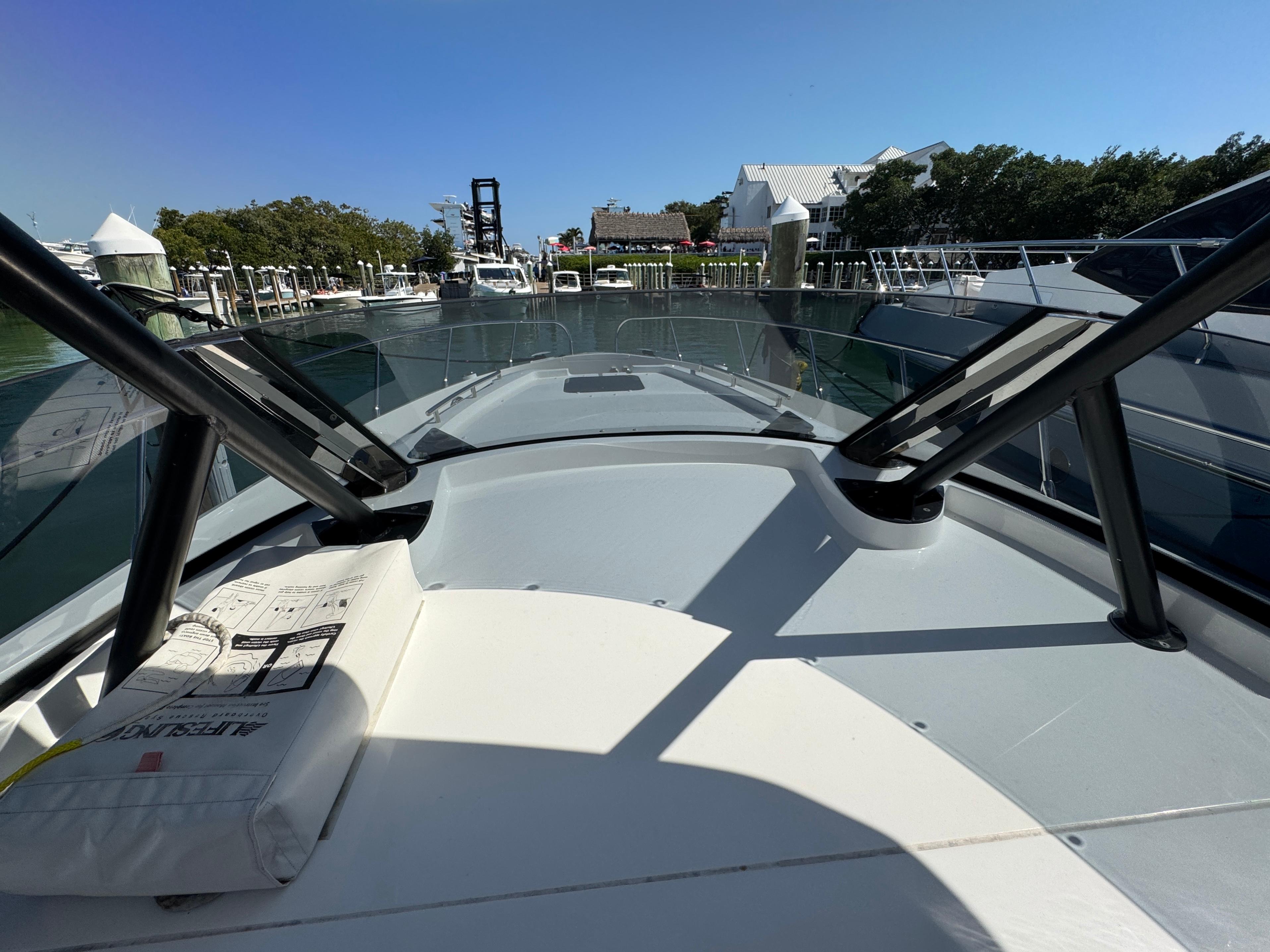 Gulf Craft-Oryx 379 2023 -FL-US-9709003 | Thumbnail