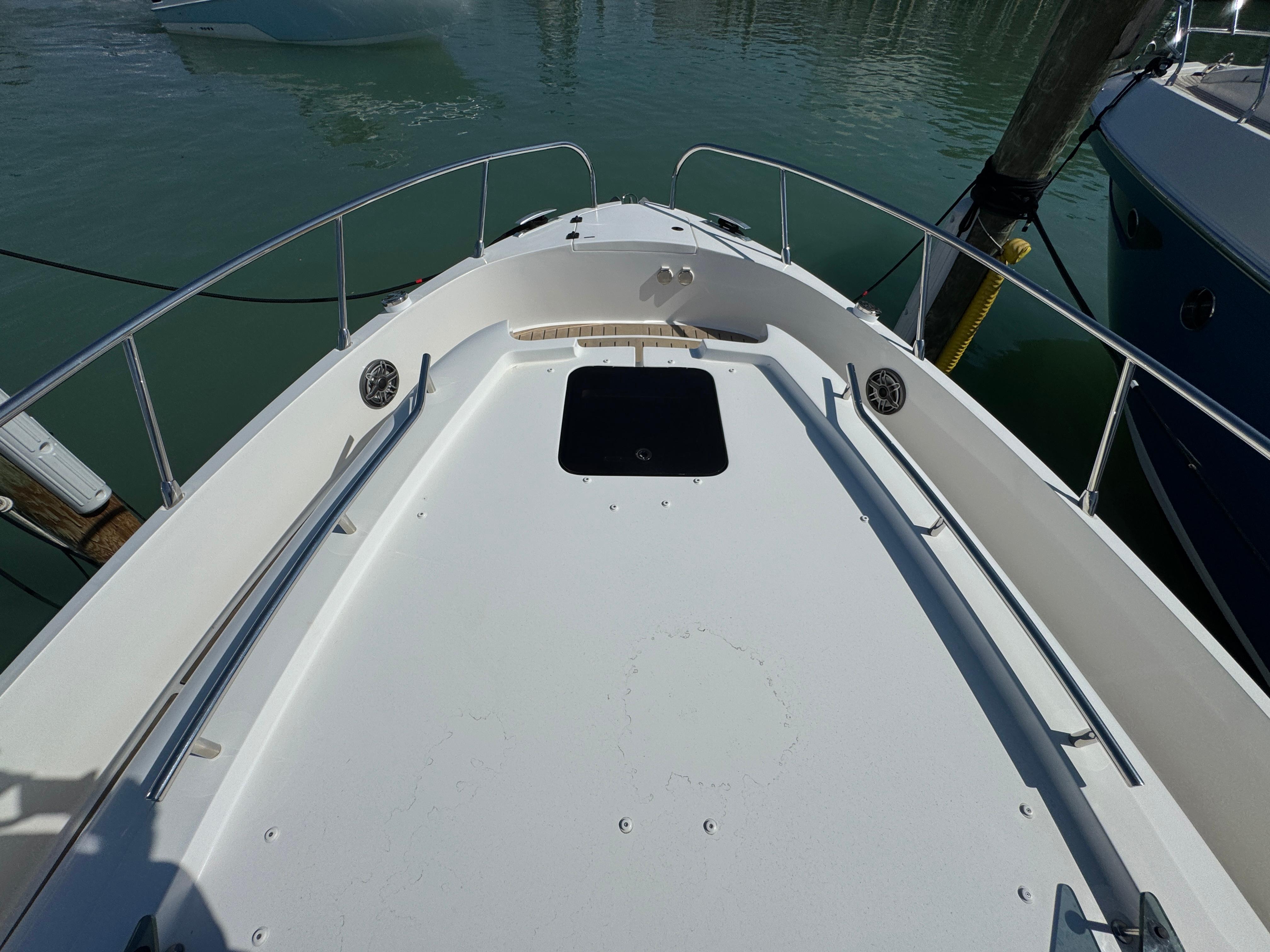 Gulf Craft-Oryx 379 2023 -FL-US-9709003 | Thumbnail